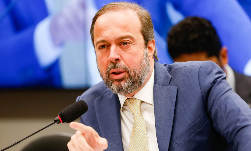 Estadão: Silveira defende aumento imediato de etanol e biodiesel